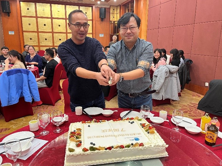 1688718556676400.jpg 1688718556676400.jpg